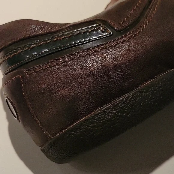 Hugo Boss - Picture 9 of 10